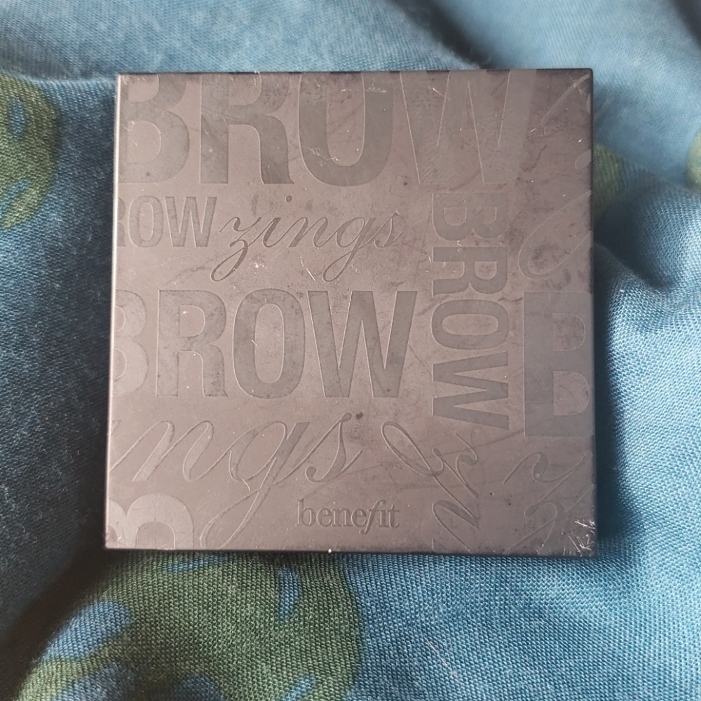 Benefit brow kit 'Browzing'